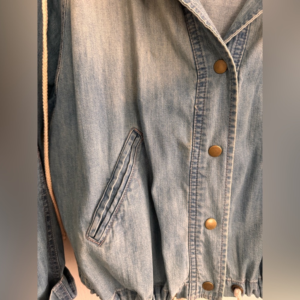 Comfy Denim Jacket - Picture 5 of 8